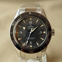 Load image into Gallery viewer, 2016 OMEGA SEAMASTER 300 CO-AXIAL CHRNOMETER DIVERS WATCH