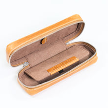 Load image into Gallery viewer, DISTRESSED MIEL DUO POUCH FOR TWO WATCHES