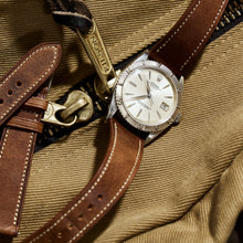 Load image into Gallery viewer, DARK NATURAL HORWEEN HORSE FRONT STANDARD STRAP