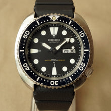 Load image into Gallery viewer, 1978 SEIKO REF.6306-7001 150M DIVERS WATCH ORIGINAL CONDITION