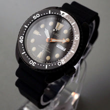 Load image into Gallery viewer, 2018 SEIKO PROSPEX DIVERS "THE BLACK SERIES" EDITION SRPC49J1 NEW