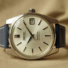 Load image into Gallery viewer, 1965 GRAND SEIKO REF.5722-9990 CHRONOMETER LION HAND WOUND WATCH