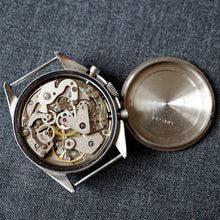 Load image into Gallery viewer, 1974 CWC UK ROYAL AIRFORCE PILOT'S ISSUED MILITARY CHRONOGRAPH WATCH