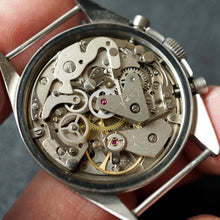 Load image into Gallery viewer, 1974 CWC UK ROYAL AIRFORCE PILOT'S ISSUED MILITARY CHRONOGRAPH WATCH