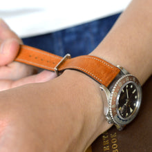 Load image into Gallery viewer, GOLD TAN DISTRESSED CALF STANDARD STRAP