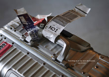 Load image into Gallery viewer, MAGAZINE-B ISSUE NO.32 RIMOWA