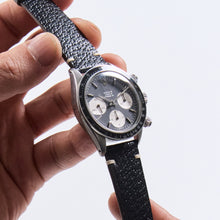 Load image into Gallery viewer, WILD PIGSKIN BLACK THE MUSEUM STRAP