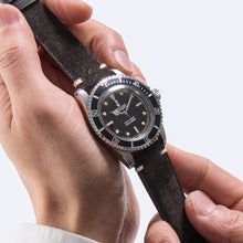 Load image into Gallery viewer, ESPRESSO SUEDE THE MUSEUM STRAP