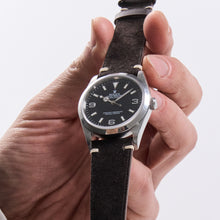 Load image into Gallery viewer, ESPRESSO SUEDE THE MUSEUM STRAP