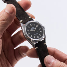 Load image into Gallery viewer, ESPRESSO SUEDE THE MUSEUM STRAP