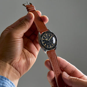 BROWN GRAINED STANDARD STRAP