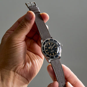 GRAY TAUPE GRAINED STANDARD STRAP